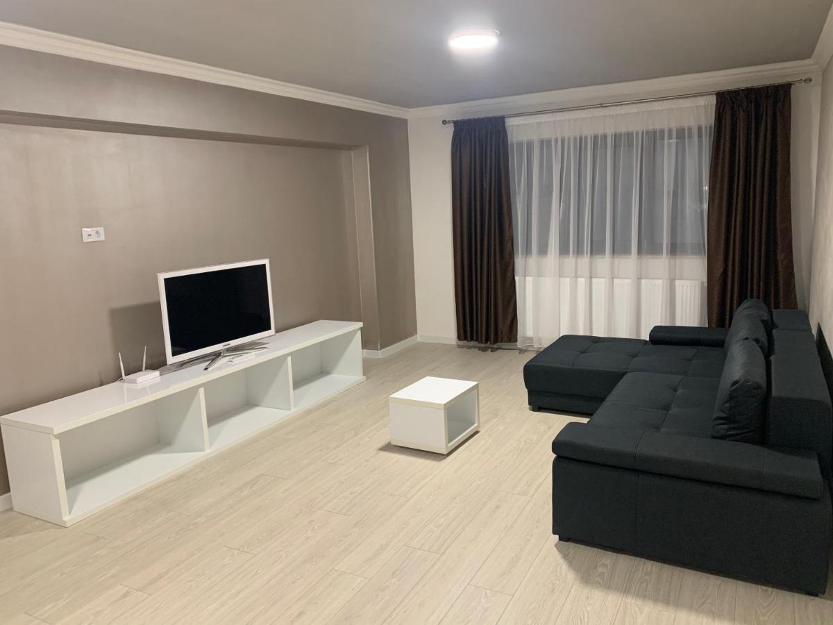 Apartament Lux Regim Hotelier Bacău Екстериор снимка